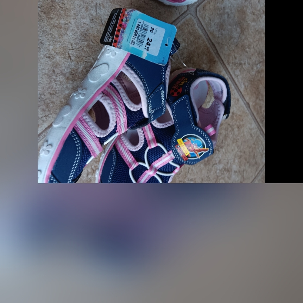 Shoes - Picture 2 of 2